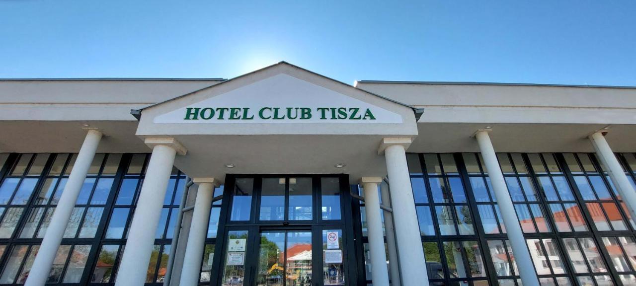 Hotel Club Tisza Lakitelek Luaran gambar